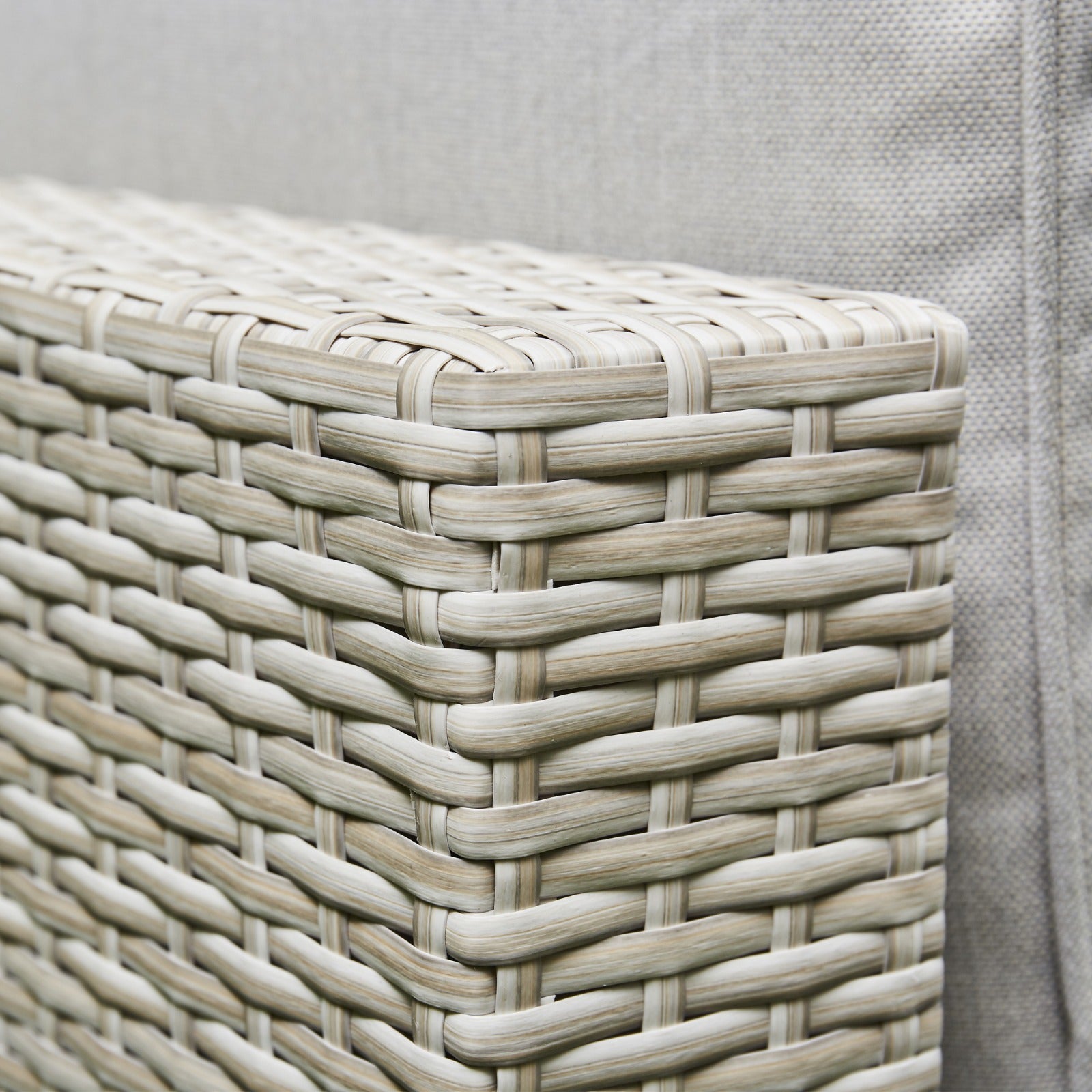 Luxury U-Shaped Rattan Garden Corner Sofa Set with Coffee Table - Grey