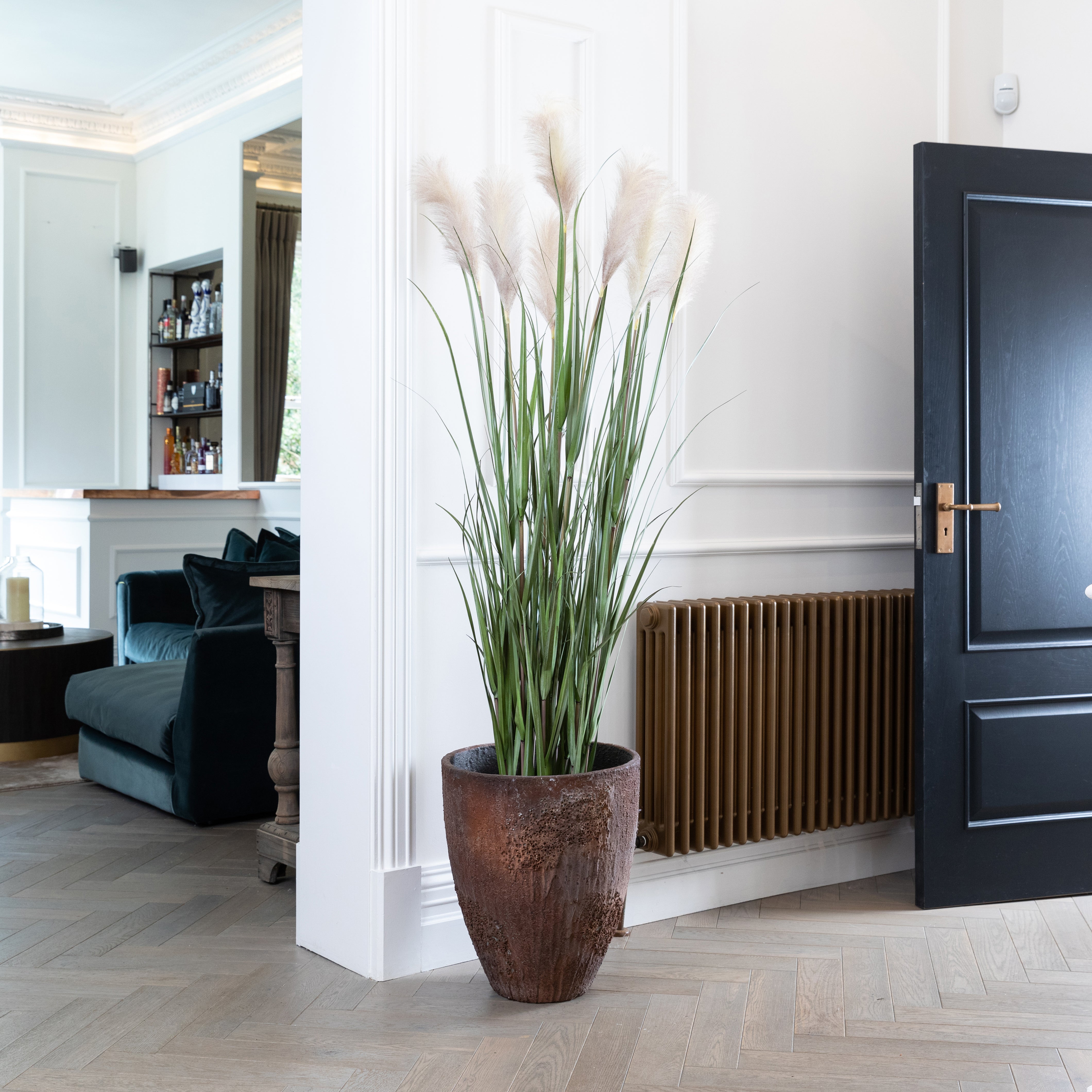 Bernd Imperial Brown Planter