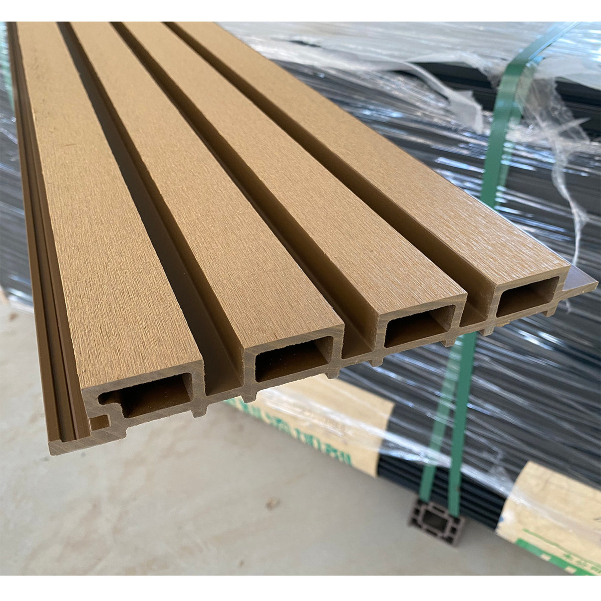 PH Pro Range Outdoor Composite Slat Wall Panel - Natural Oak - supplier image 4