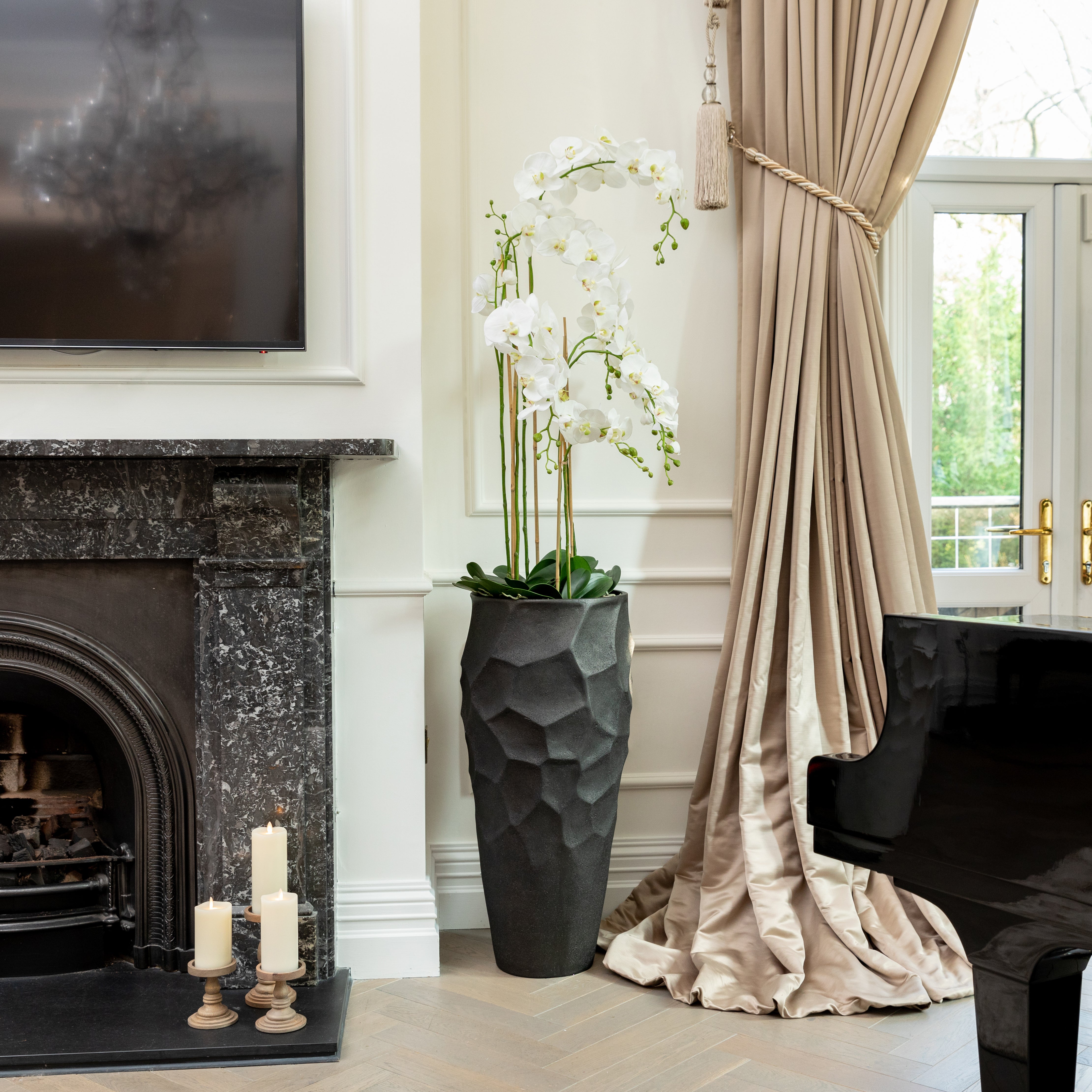 Black Polystone Planter