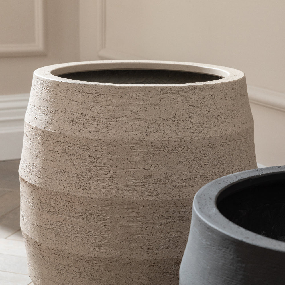 Palma Stone Planter